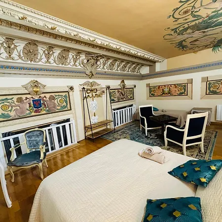 Exceptionnel !!! Venez Sejourner Dans Les 3 D'un Authentique Ancien Palace De La 