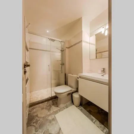 Apartment Belle époque Palace Suites: Seaside Elegance In Menton