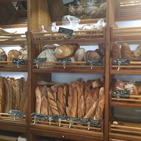 Belle époque Palace Suites: Seaside Elegance In Apartment