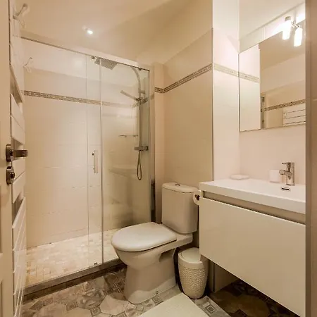 Apartment Belle époque Palace Suites: Seaside Elegance In *