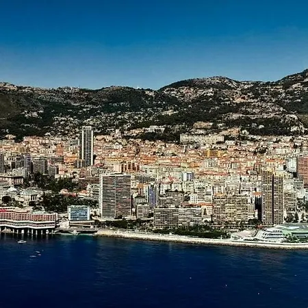 Belle époque Palace Suites: Seaside Elegance In Apartment *