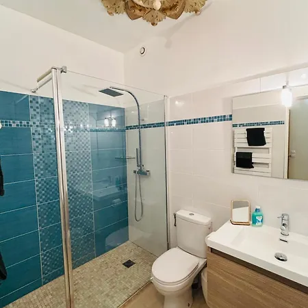 Apartment Belle époque Palace Suites: Seaside Elegance In Menton