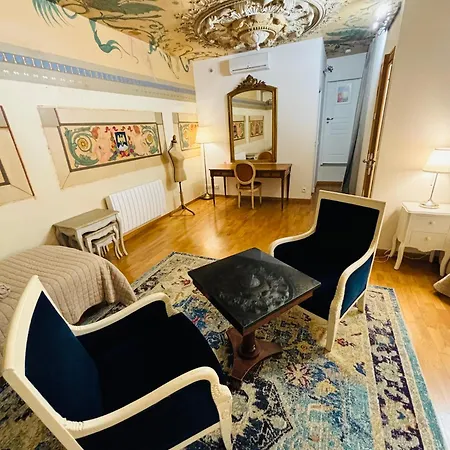 Belle époque Palace Suites: Seaside Elegance In Menton