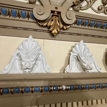 Exceptionnel !!! Venez Sejourner Dans Les 3 D'un Authentique Ancien Palace De La 