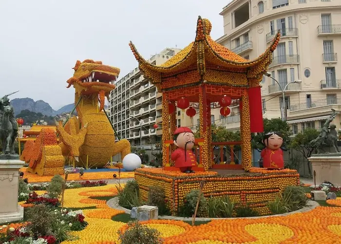 Exceptionnel !!! Venez Sejourner Dans Les 3 D'un Authentique Ancien Palace De La Belle Epoque De 1874 !!! Unique !!! Menton