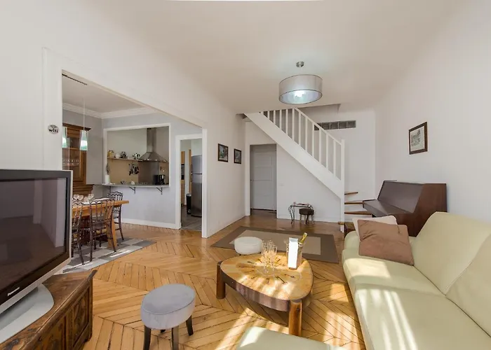 Exceptionnel !!! Venez Sejourner Dans Les 3 D'un Authentique Ancien Palace De La Belle Epoque De 1874 !!! Unique !!! Apartment