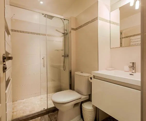 Apartamento Exceptionnel !!! Venez Sejourner Dans Les 3 D'un Authentique Ancien Palace De La 