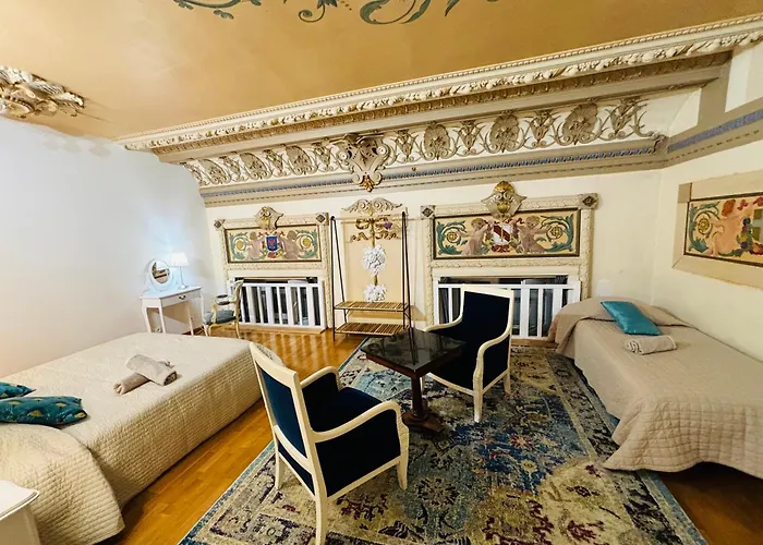 Exceptionnel !!! Venez Sejourner Dans Les 3 D'un Authentique Ancien Palace De La Belle Epoque De 1874 !!! Unique !!! Menton